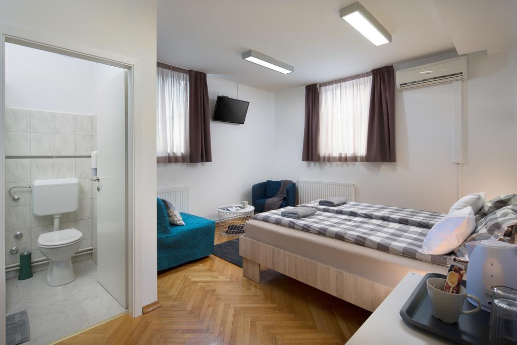 Hostel Bureau Zagreb Exterior foto